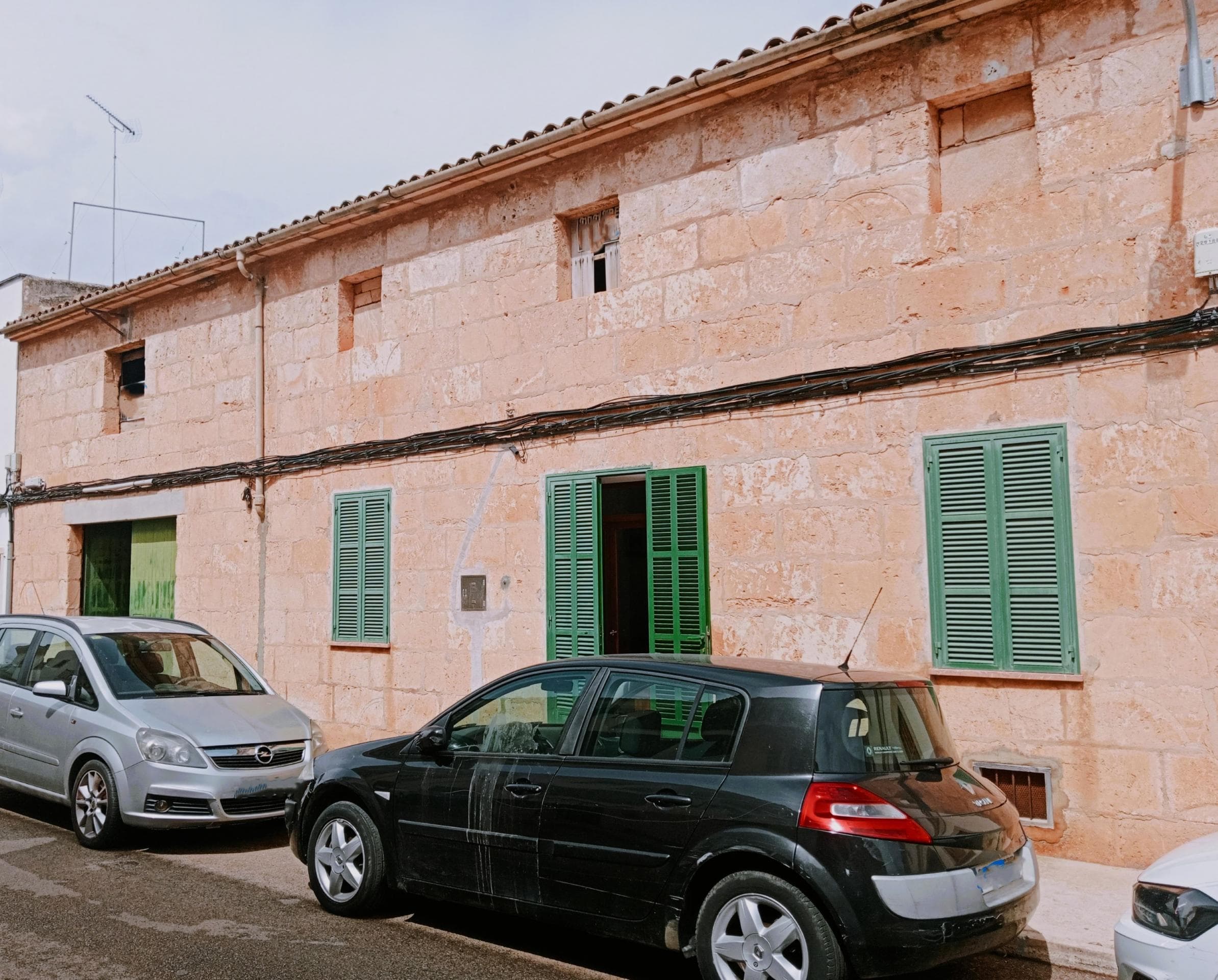 Zentrales Dorfhaus in Campos – foto principal