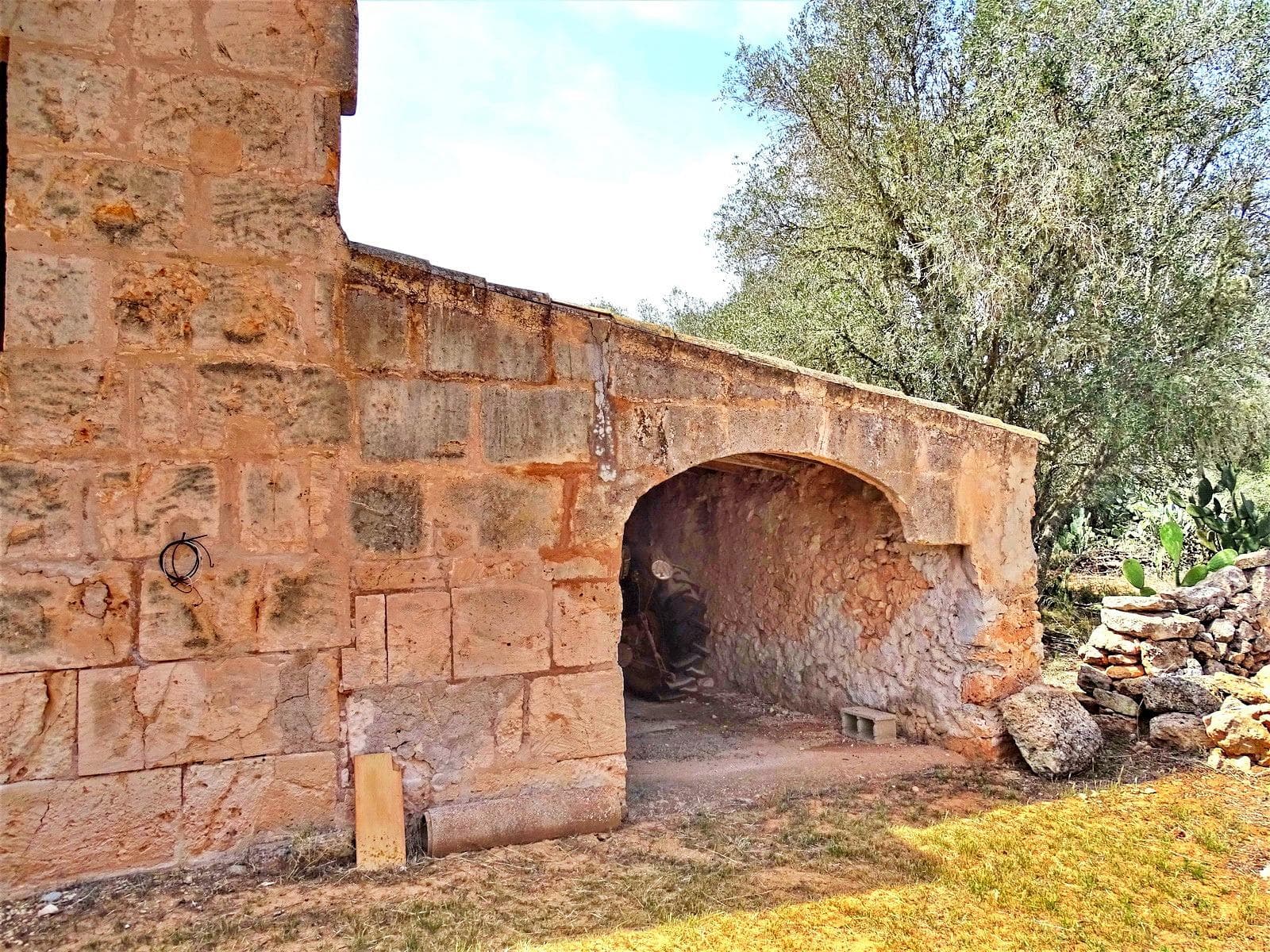 Gran finca rústica entre Cas Concos y Campos para restaurar – foto 3