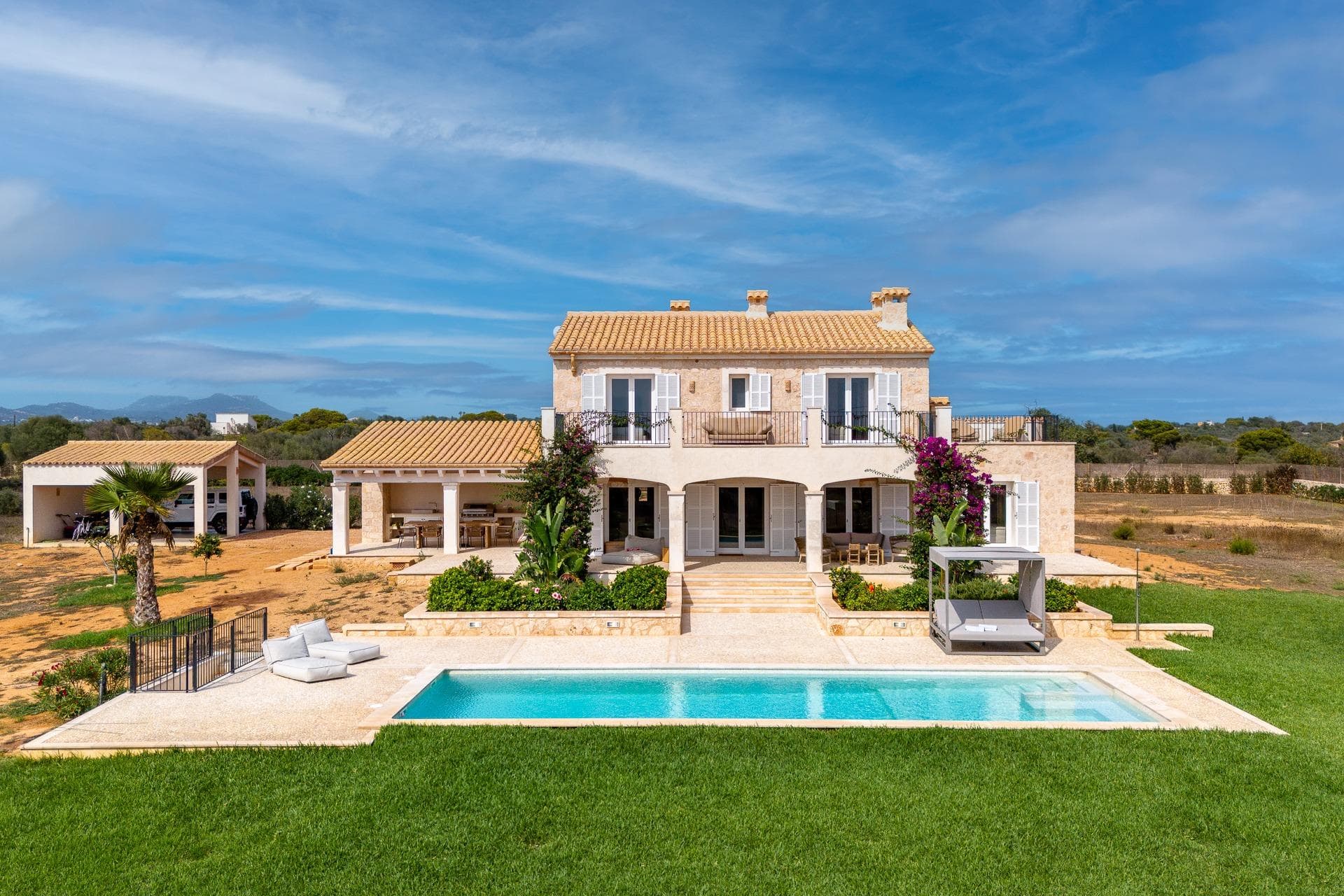 Atemberaubendes modernes Finca in der Nähe von Cala Santany – foto principal