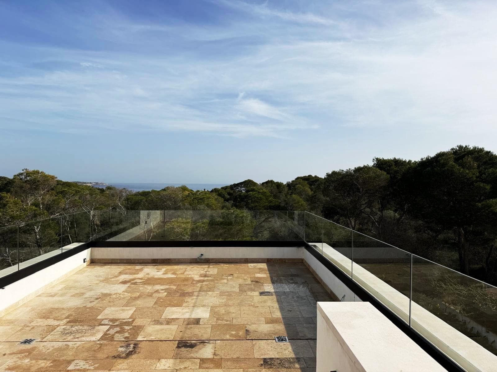 Chalet a estrenar de alto standing en S’Amarador. Parque Natural de Mondragó” – foto 3