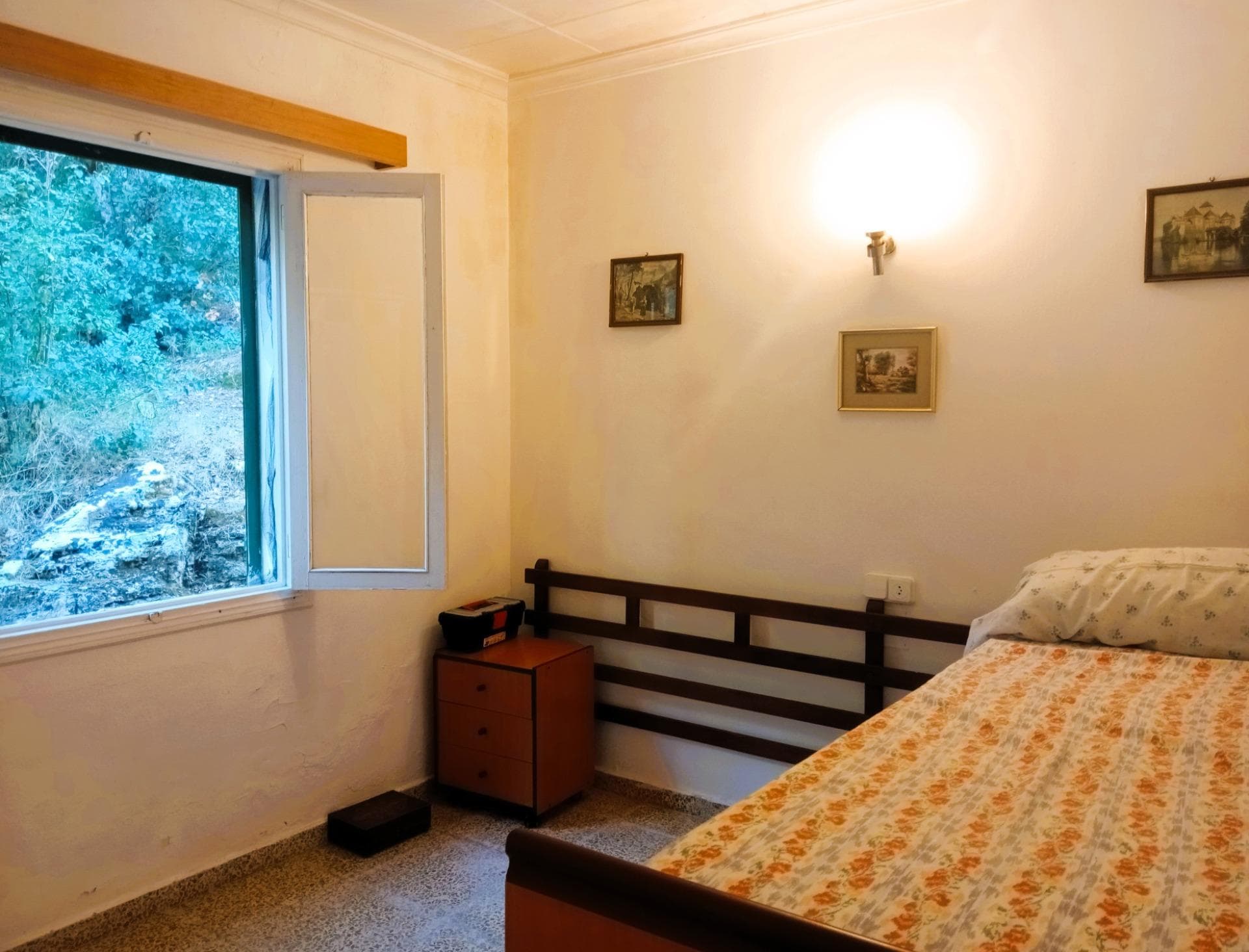 A blank canvas with potential: House with an independent studio to renovate on a rustic plot. – foto 3