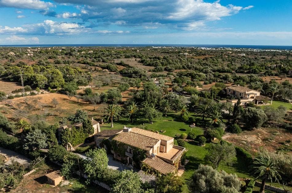 Encantadora finca mallorquina en zona tranquila, con licencia turística cerca de Cala D'Or