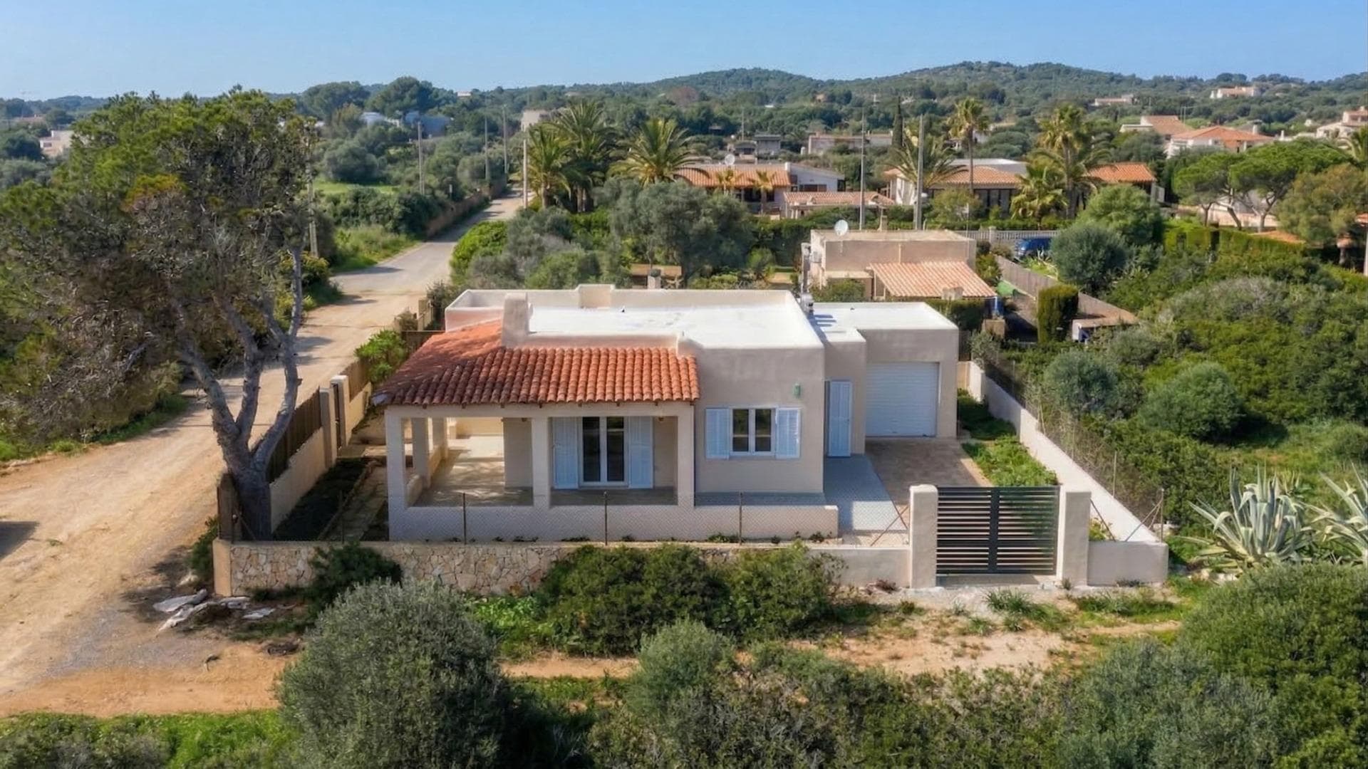 Maison individuelle en bord de mer à Cala Llombards – foto principal